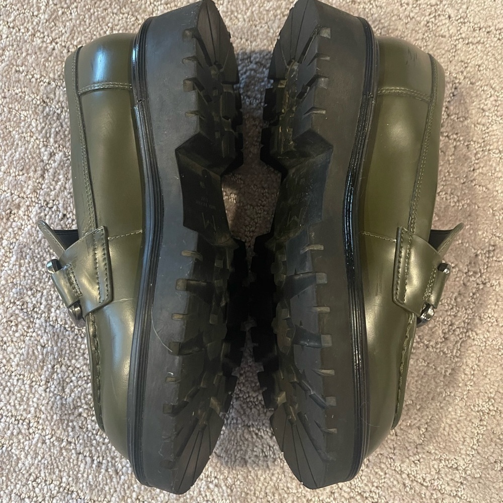 Marc Fisher Trisca Loafers, Olive Green, Leather, Metal Accent, Lug Sole, Sz. 6M - Picture 3 of 15